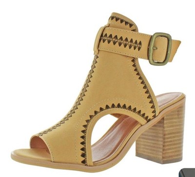 Very Volatile Odette Heels Size Woman's 9 Tan Color Ankle Strap NIB sandals Open