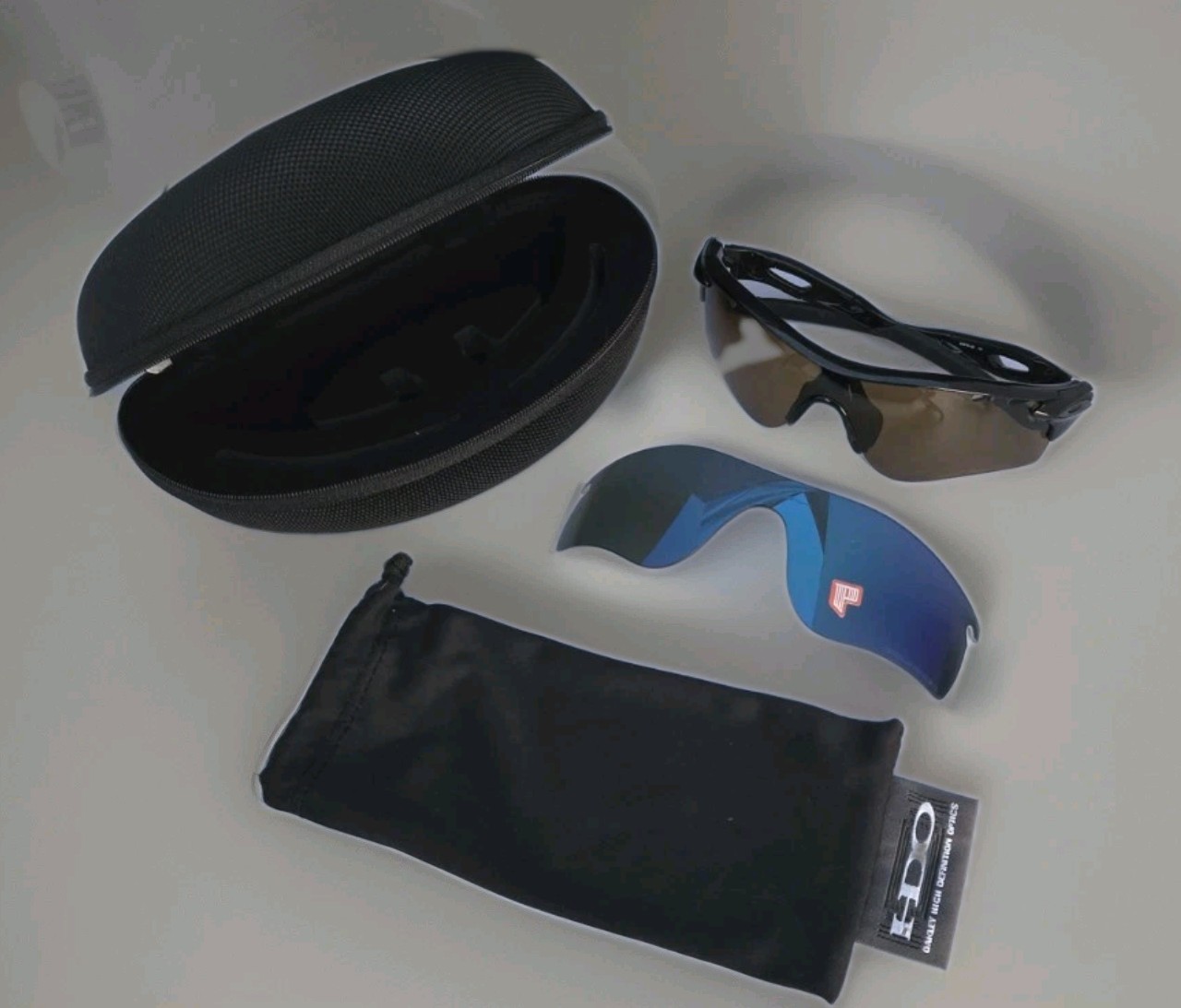 NEW Oakley Sunglasses Blk Radarlock Path Prizm 2 Interchangeable Lenses Blue Brn