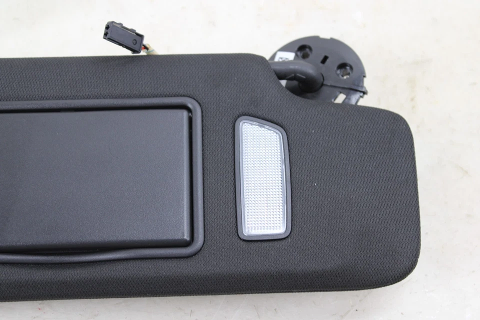 Chevrolet Camaro 2017-2024 cupé parasol derecho OEM LG68 Foto 2 de 4