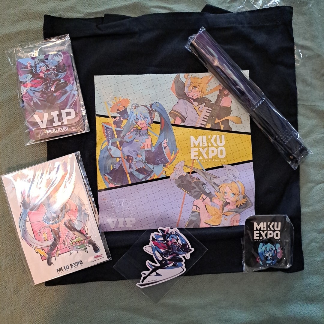 Hatsune Miku Expo 2024 VIP Bag NEW | eBay
