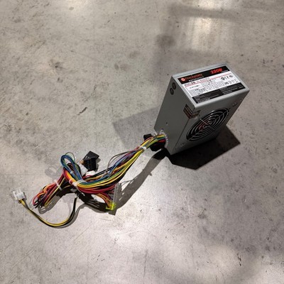 Thermaltake W0378 220W SL-8220SFX Small PC Gehäuse Netzteil Computer PSU