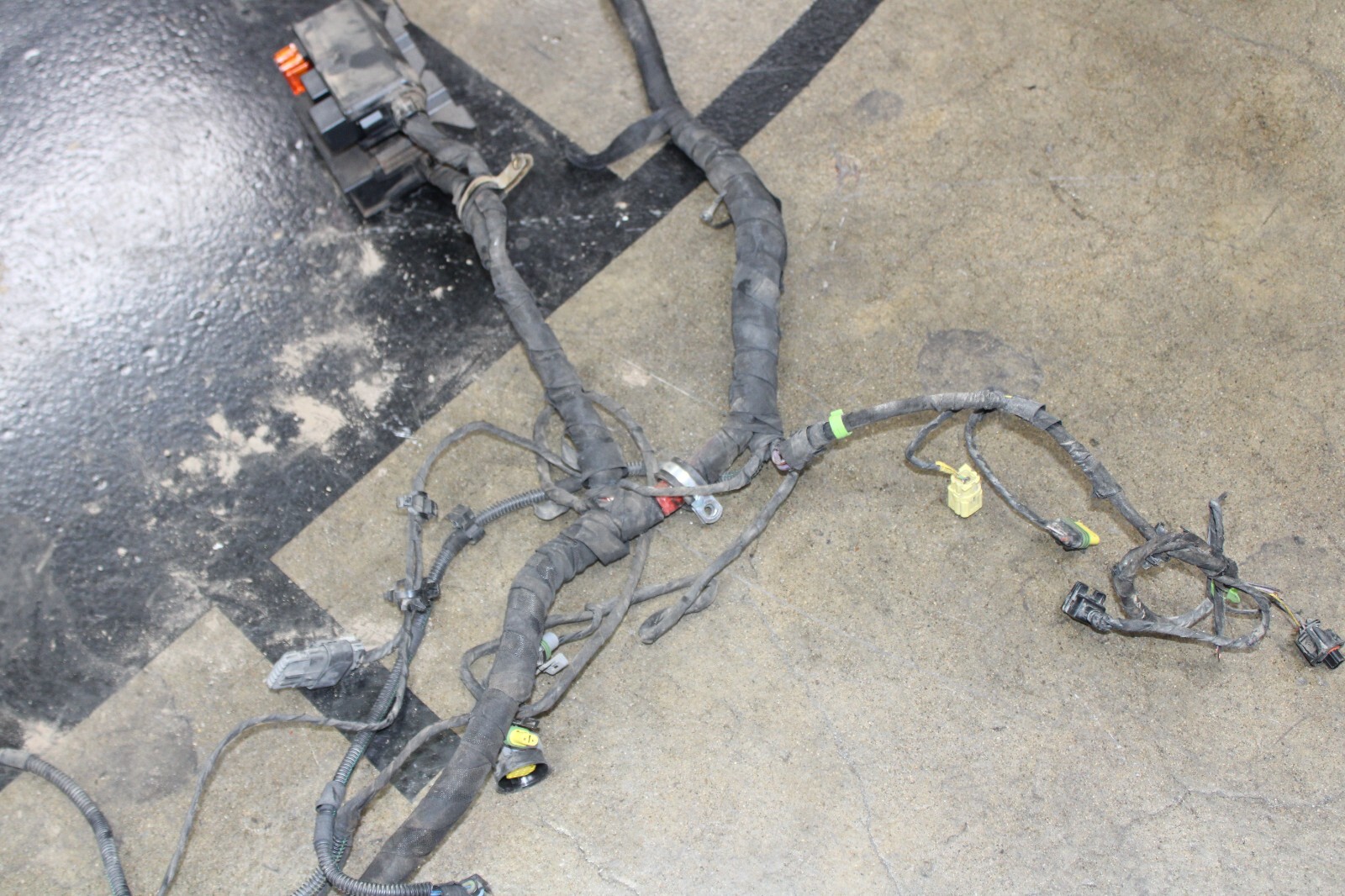 Ferrari 599 GTB, Engine Compartment Cable, Dmg, Used, P/N 223292