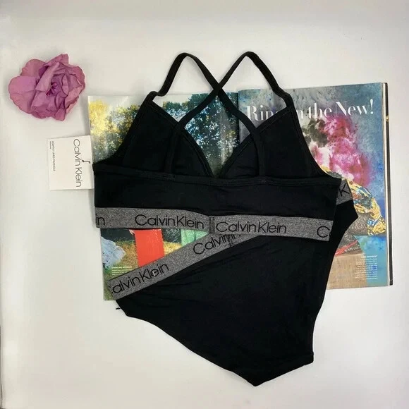 ¡Raro! ¡Limitado! Nuevo Conjunto de Bikini Acolchado Bralette Triángulo Ligeramente Forrado Calvin Klein Foto 2 de 2