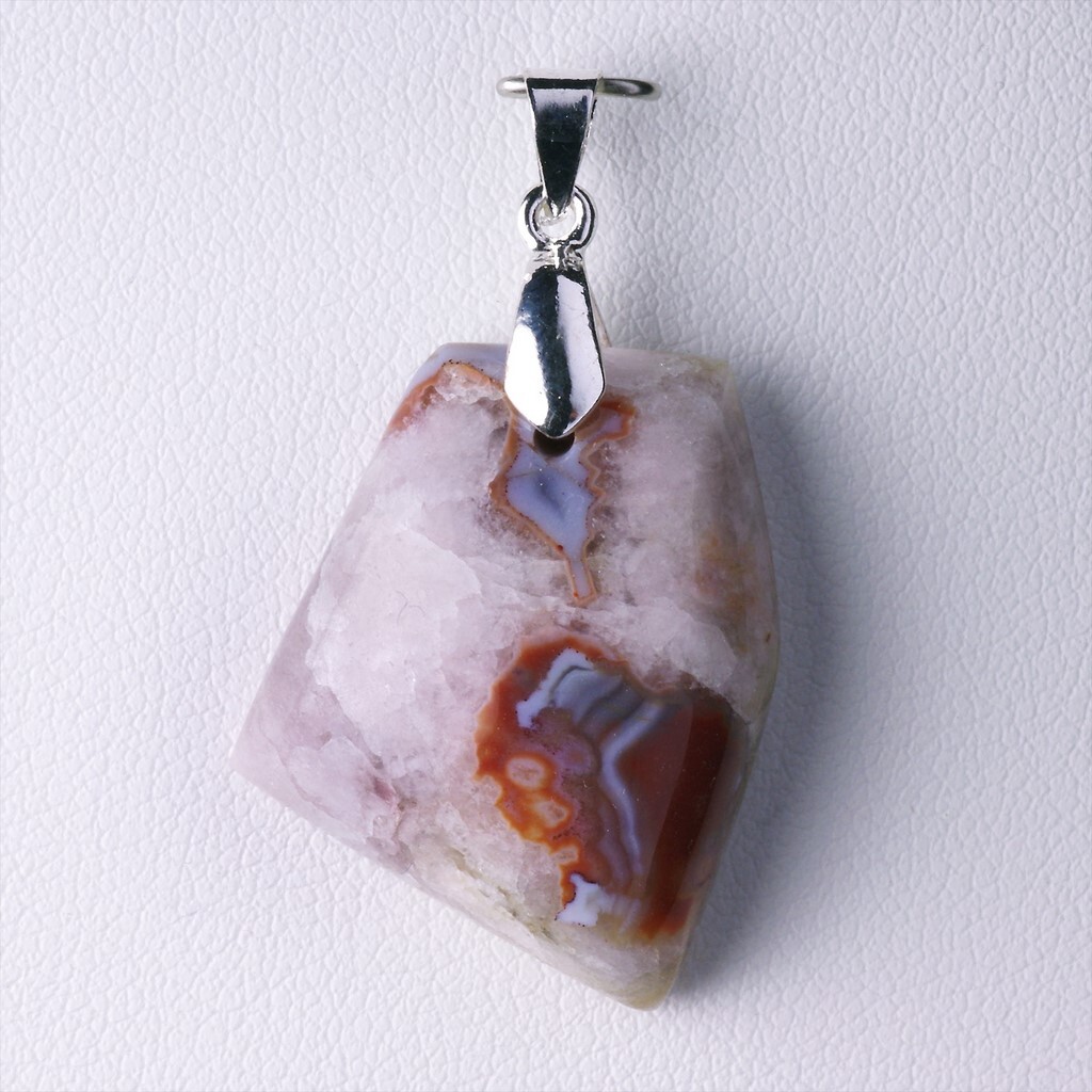 Pendentif en argent avec agate l'ételon 32,53 ct, une pierre fine d'exception pour femme