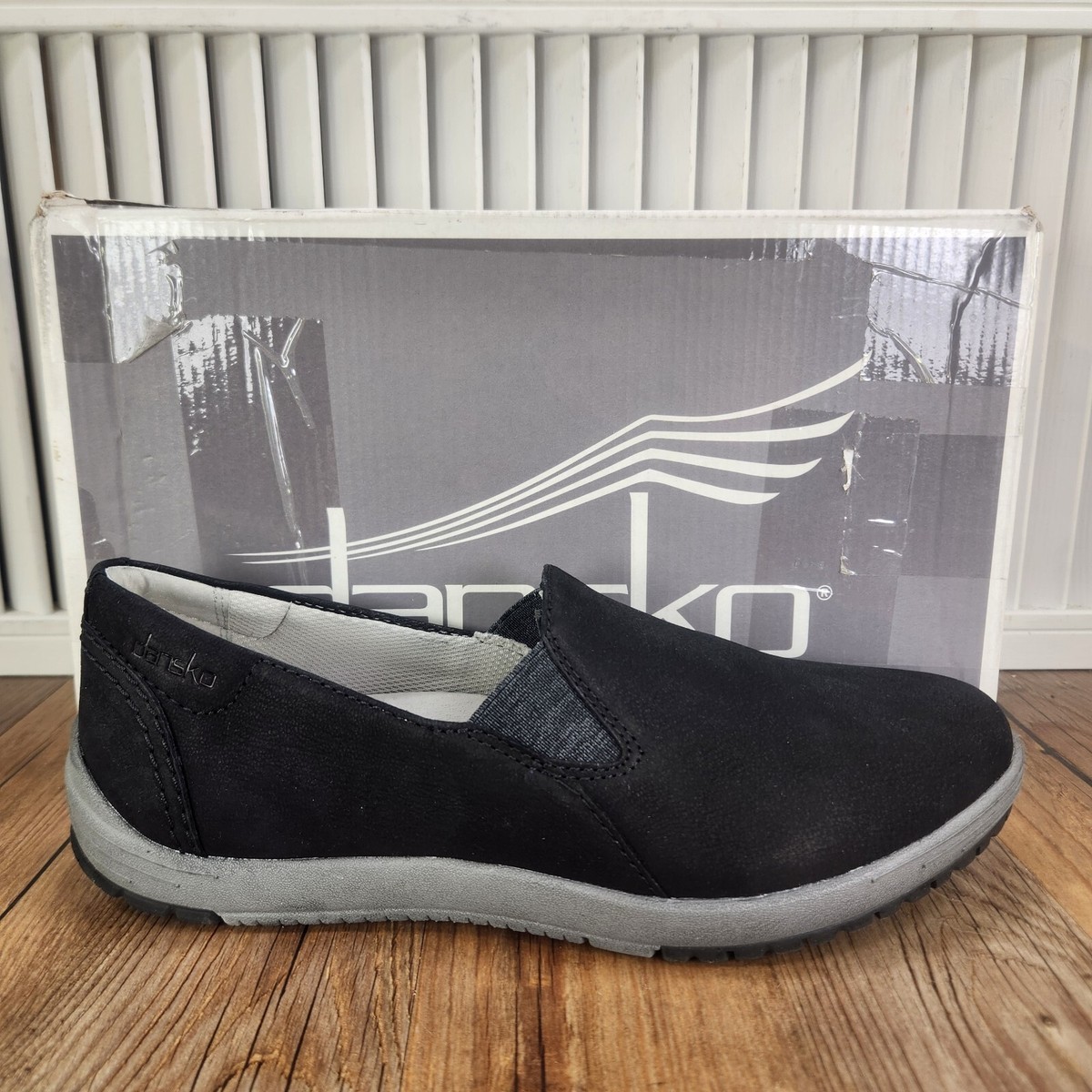 Dansko Laraine Waterproof Nubuck Shoes Womens Sz 10 EU 40 Black