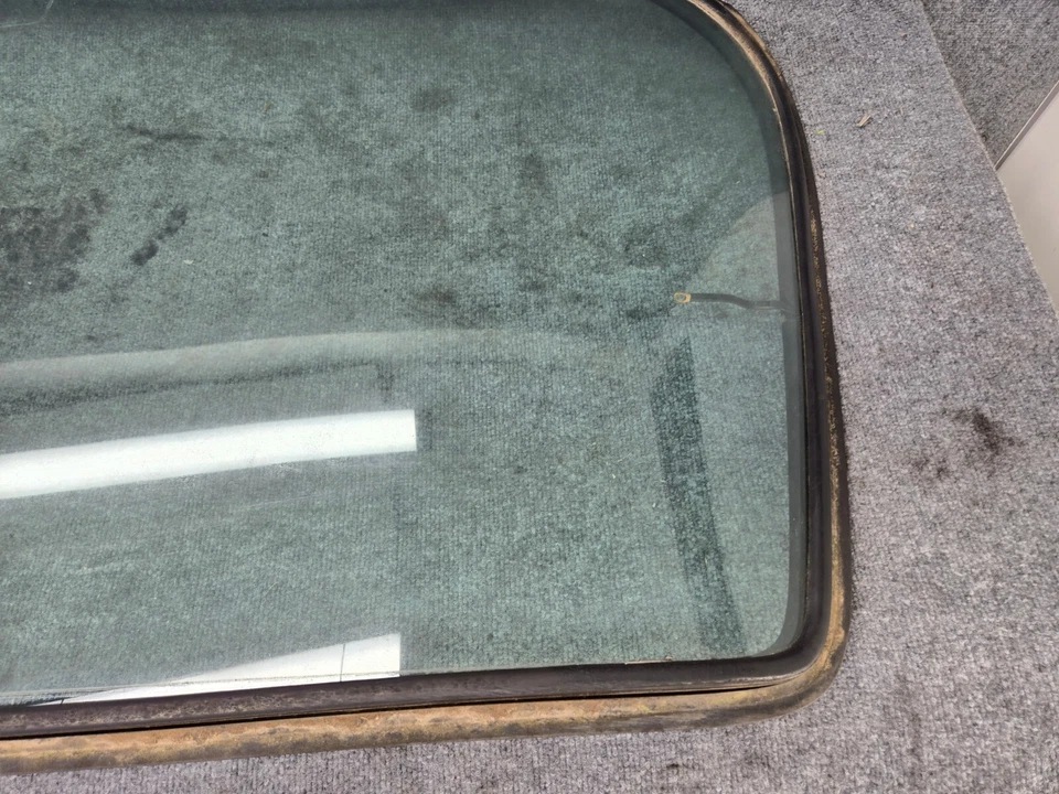 CRISTAL VENTANA PARABRISAS TRASERO MERCEDES W126 560SEL 420SEL OEM Foto 2 de 4