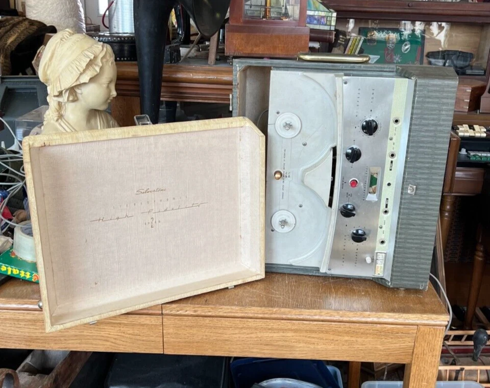 Reproductor de carrete a carrete portátil estereofónico vintage Silvertone modelo 9074 Foto 2 de 4