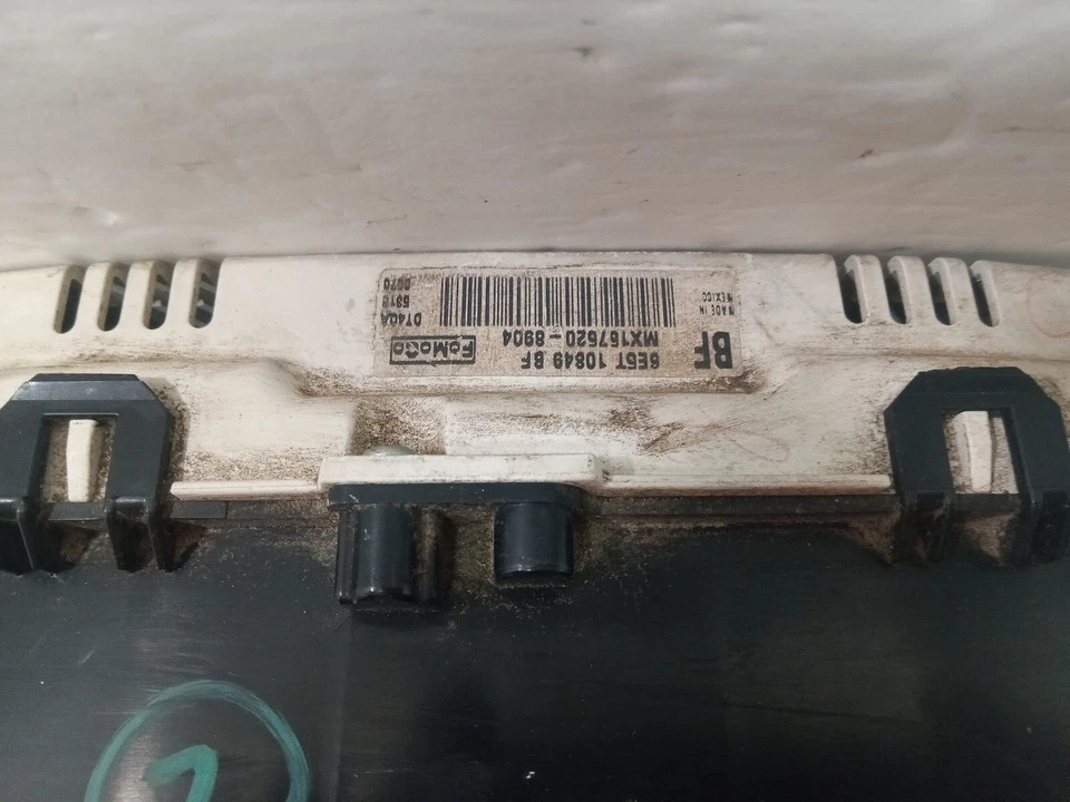 Ford Fusion 2006-2007 cuadro de instrumentos velocímetro millas 8825 OEM, 257-00109 Foto 4 de 4