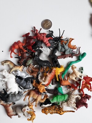 Lot De Figurines Diverses - Occasion - Collection, Jeu Ou Décoration