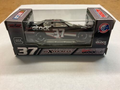 Action Racing #37 2008 TEAM GLOCK Dexter Bean 1/64 Scale LIMITED EDITION - Picture 3 of 5