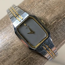 Vintage Seiko Women 2Y00-5279 Fashion Two Tone Rectangular Quartz Watch 5 3/4"