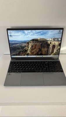 SGIN Windows 11 Laptop 15,6 Zoll 8GB 256GB SSD Intel Quad-Core Bis Zu 2,5GHz