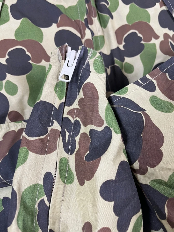 Vtg Cabela's Goose Down Camoflage Treebark Hunting Suit Snowmobile Hooded Mens L - Image 2 of 4