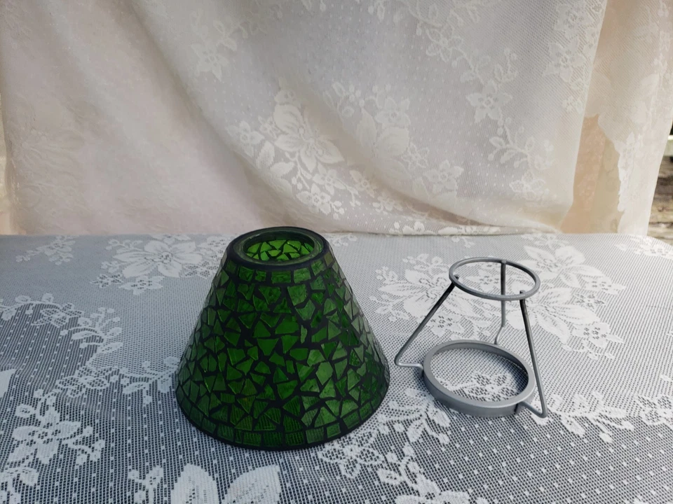 Tarro de mosaico de velas adorno de velas tono translúcido color verde. Foto 4 de 4