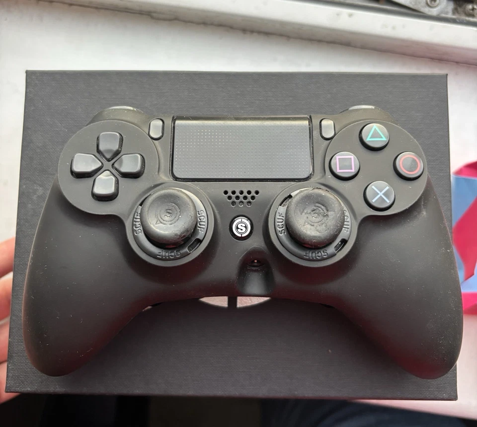 SCUF Impact Pro Controller PC/PS4 - 4 Paddles, Trigger Stops, Box - Faulty R2 - Image 2 of 4