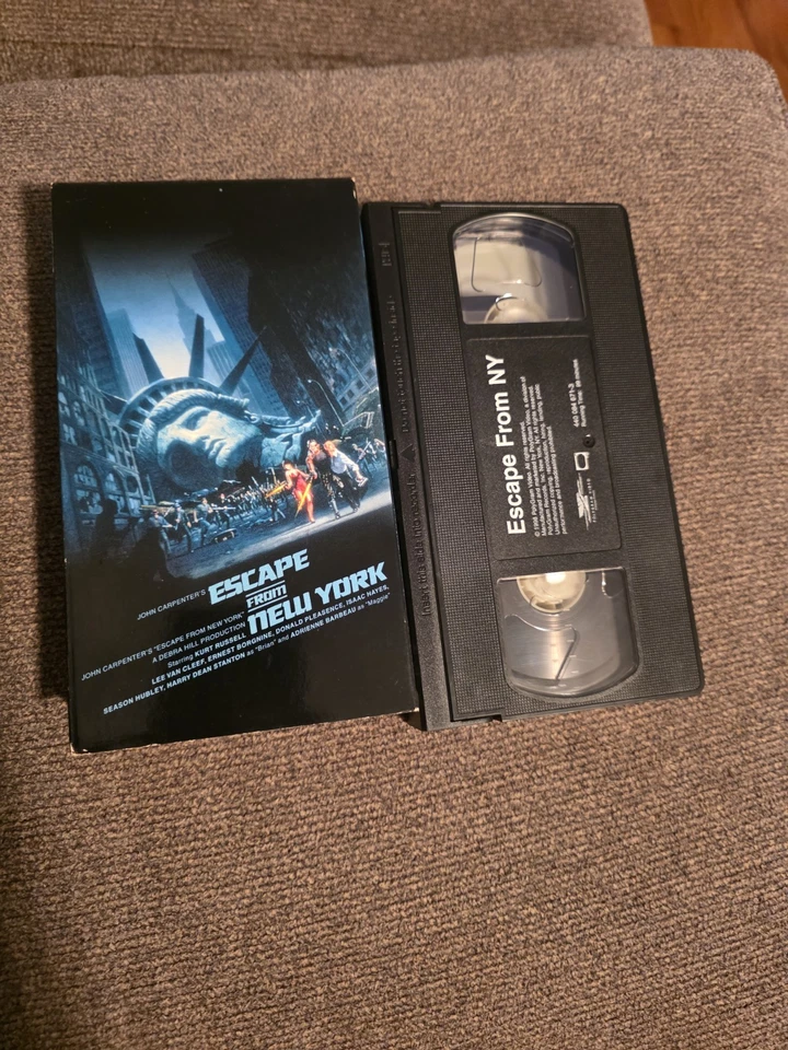 Escape From New York 1981 VHS 1984 John Carpenter Kurt Russell Action Thriller Foto 3 de 3