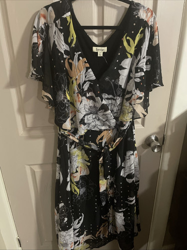 BEME BLACK FLORAL SPOT POLYESTER SHORT SLEEVE VNECK MAXI DRESS PLUS SIZE 24 - Picture 1 of 17