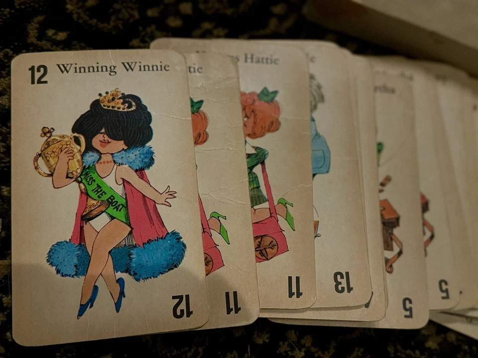 Milton Bradley Original Jumbo Antiguo Juego de Criada Tarjetas Grandes para Edades 5-10! Foto 3 de 4