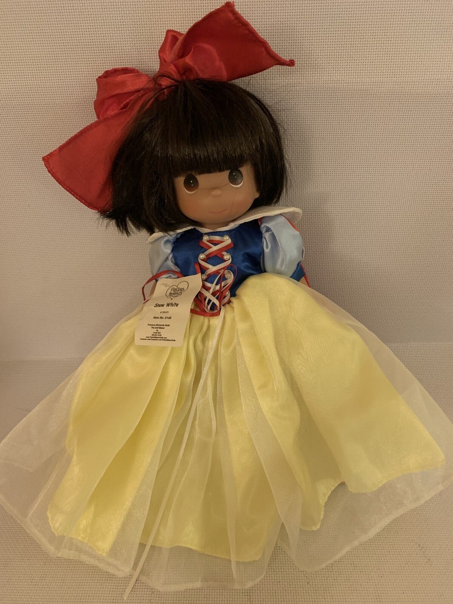 Precious Moments Disney Snow White Doll 13” Linda Rick Disney