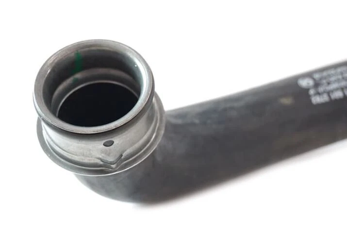 Manguera radiador original Mercedes Benz W219 CLS55 AMG E55 AMG 2115013782 NUEVO Foto 2 de 3