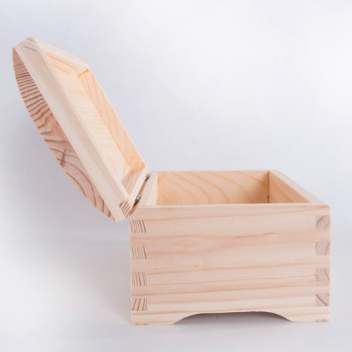 Selection of Wooden Chest Storage Boxes / Plain Wood / Small & Large Trunk Box - Picture 49 of 135