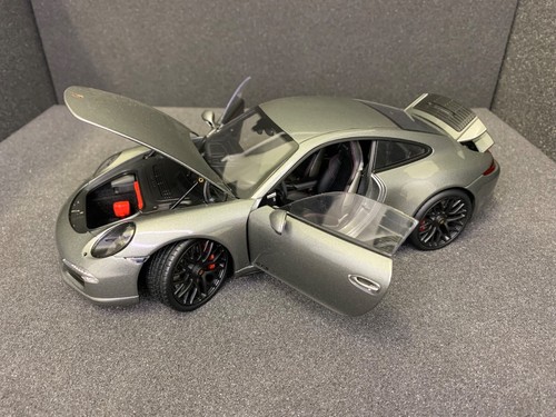1:18 Schuco 45 003 9600 Porsche 911 (991) Carrera GTS Coupé - Achat Grey - Bild 9 von 23
