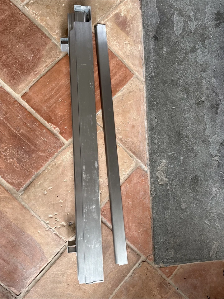 Viking 36 英寸格栅,LOUVER UPPER AF 不锈钢左铰链 PM910418 — 第 2/4 张图片