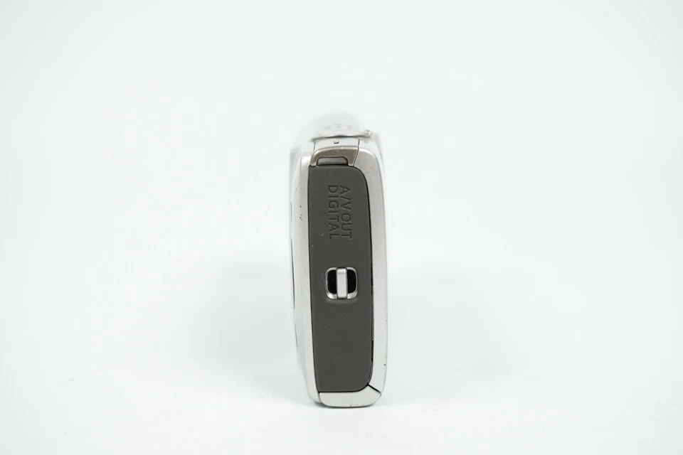 Canon IXY 180 PowerShot ELPH 180 20MP Digital Camera Silver from JAPAN KMH-78 - Image 4 of 4