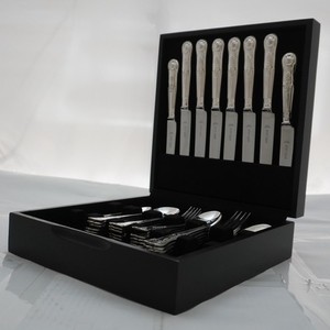 【Cooper Ludlam】キングスパターンのデザートセット 8名用32本組 Cooper Ludlam】キングスパターンのデザートセット 8名用32本組