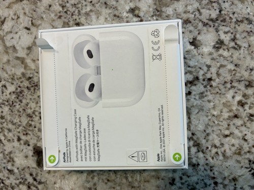 Apple AirPods 3rd Generation Wireless In-Ear Headset - White - New - Photo 3 sur 5