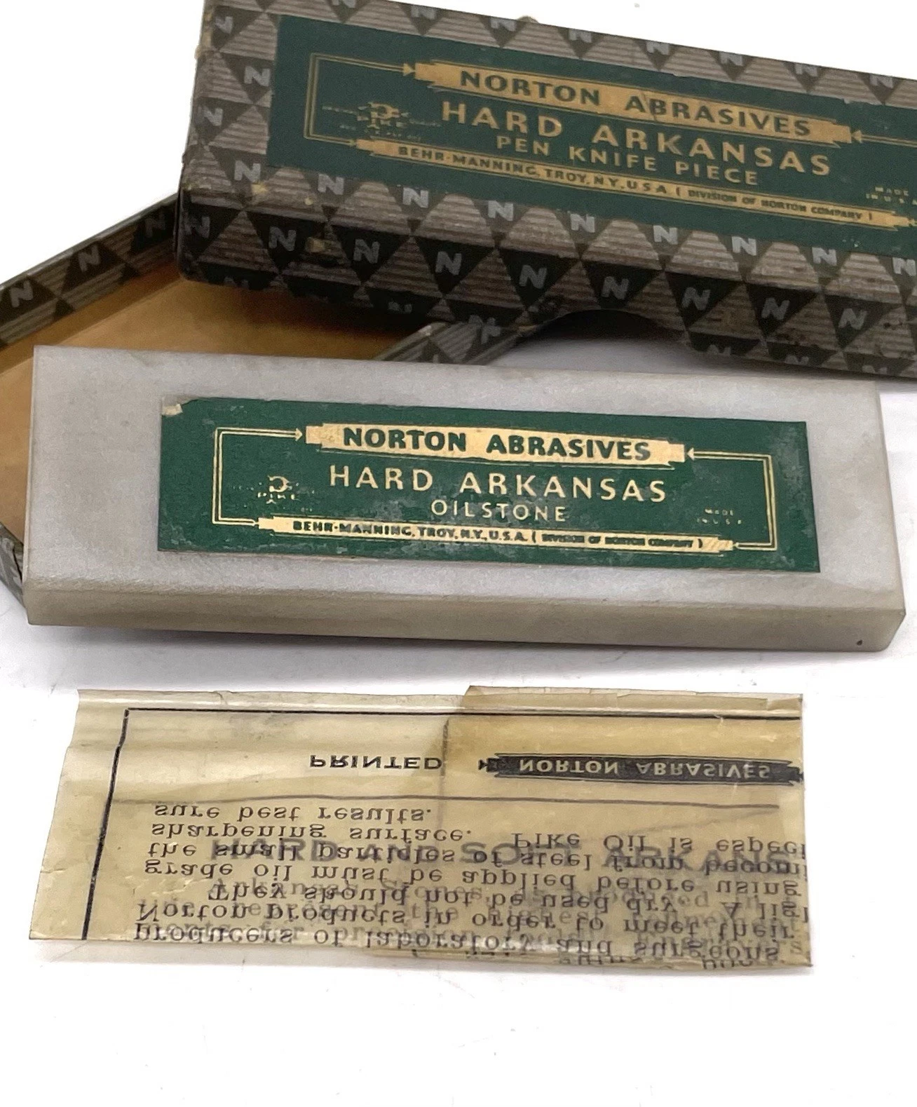 Norton Abrasives Hard Arkansas Pen Knife Piece Oilstone NOS Knife Sharpener
