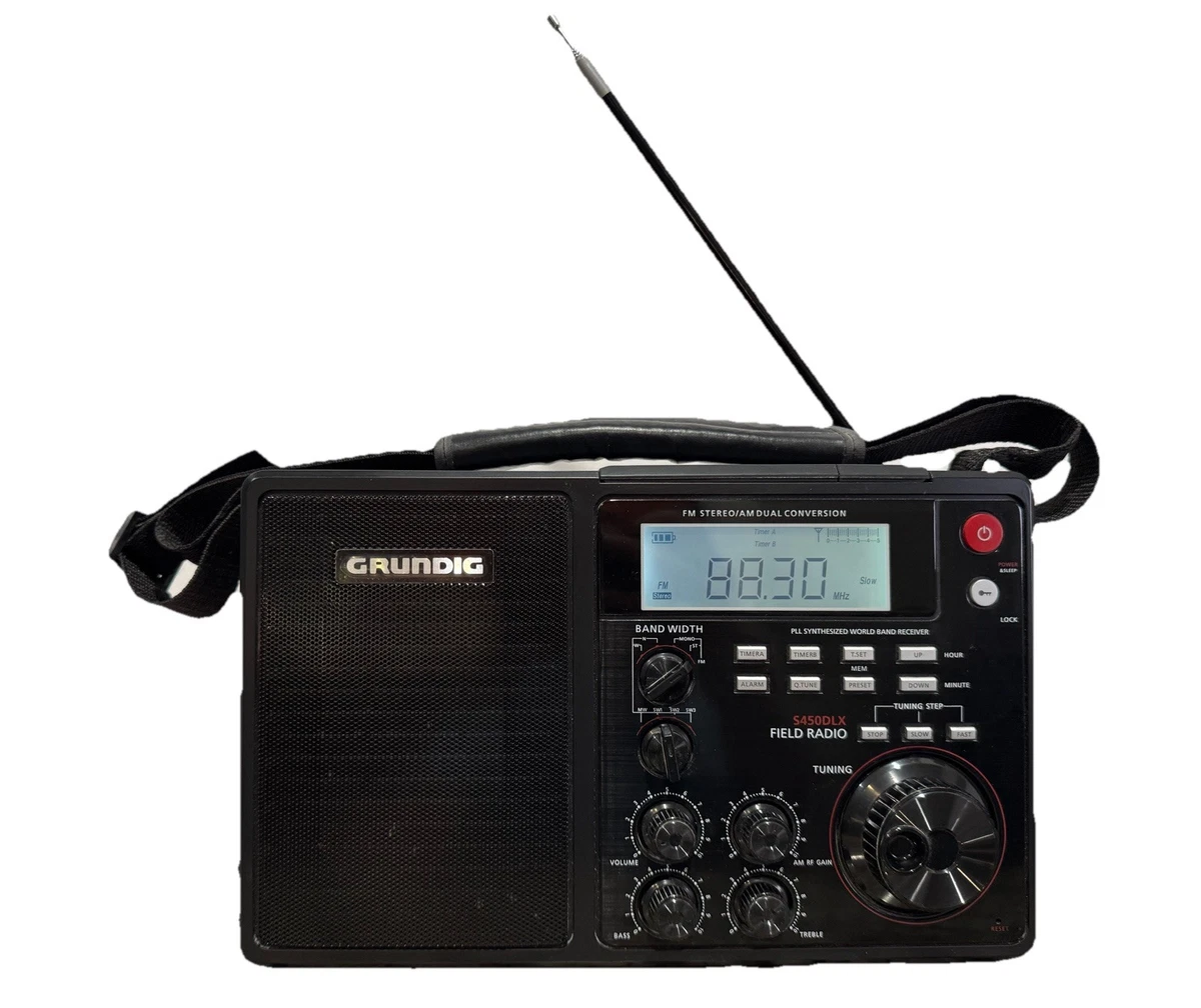 Radio Grundig YB 300PE - AM/FM - 13 Bandes Ondes Courtes - Portable - Occasion