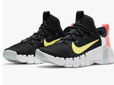 Nike Free Metacon 3 black sneakers size 6