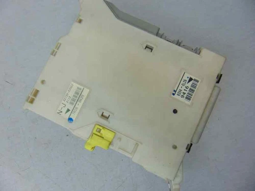 82730-53022 Caja Reles/Fusibles para LEXUS IS (DS2/IS2) 250 V6 2007 185066 - Imagen 4 de 10
