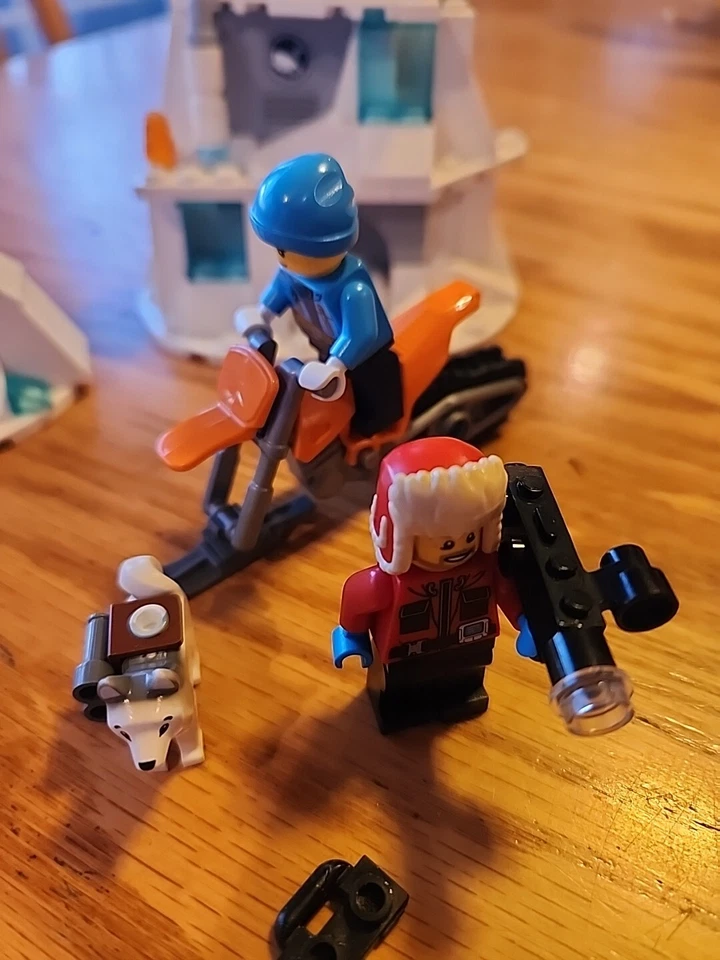 LEGO City #60194 Arctic Scout Truck 100%  Pieces Complete, Instruct Book 2 Only - Image 4 of 4