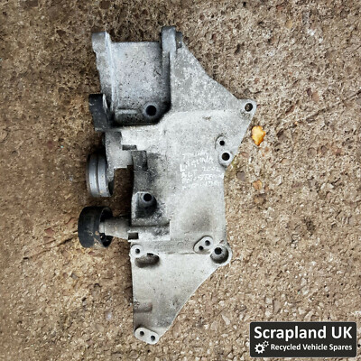RENAULT LAGUNA Mk2 '01 '07 1.8 Sport Tourer Alternator Bracket 8200115762
