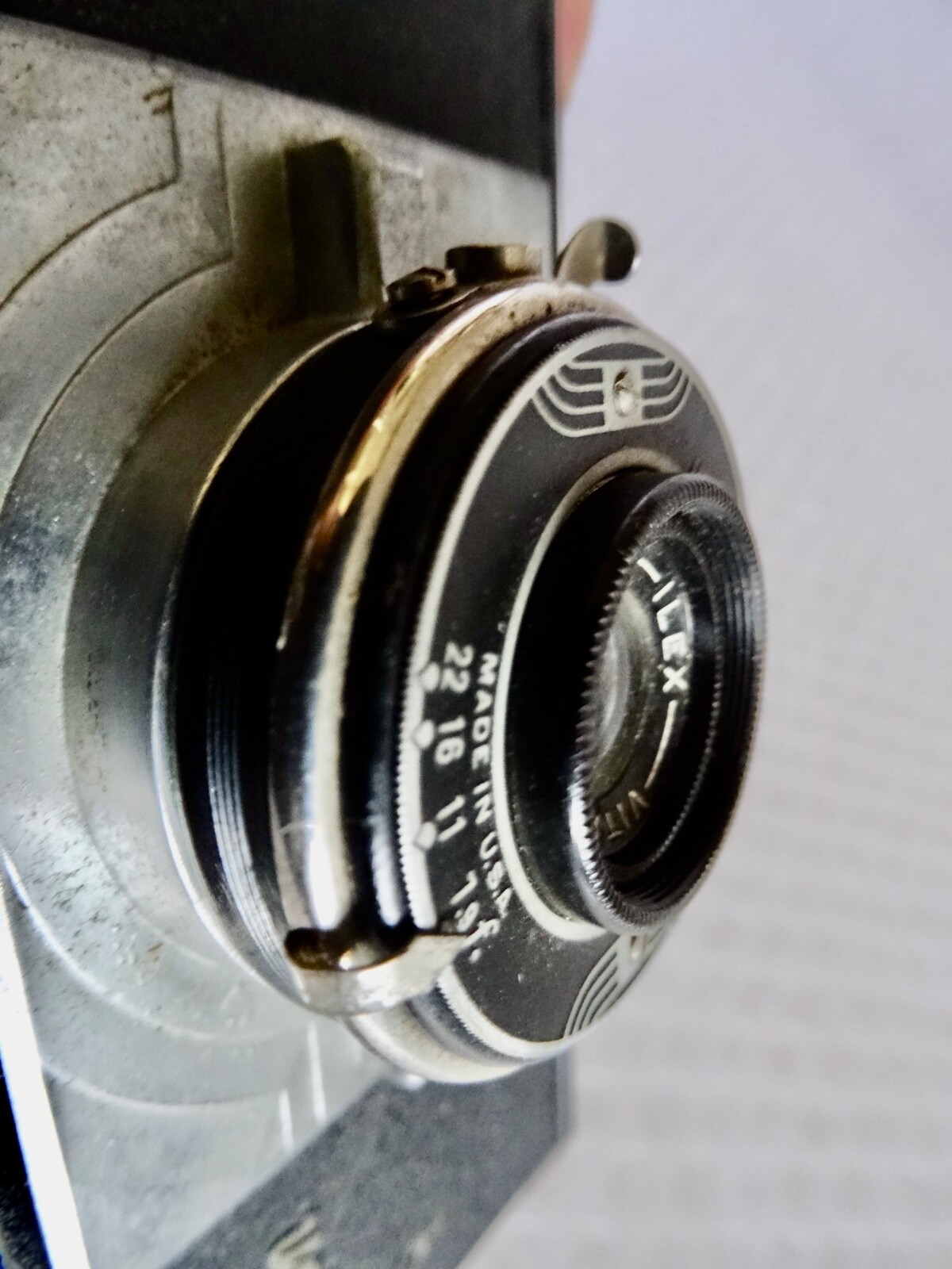 uNIVEX IRIS ANTIQUE VINTAGE UNIVERSAL CAMERA CORP ART DECO PHOTOGRAPHY neocurio