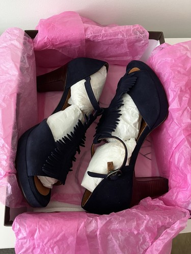 chie mihara 40 Uchida Navy suede heels. New in box unworn - Picture 17 of 20