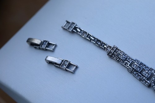 Bracciale Argento Arte Deco Ovale Delicato Pavé Strass Bianco Verde A 1920s QD28 - Foto 8 di 9