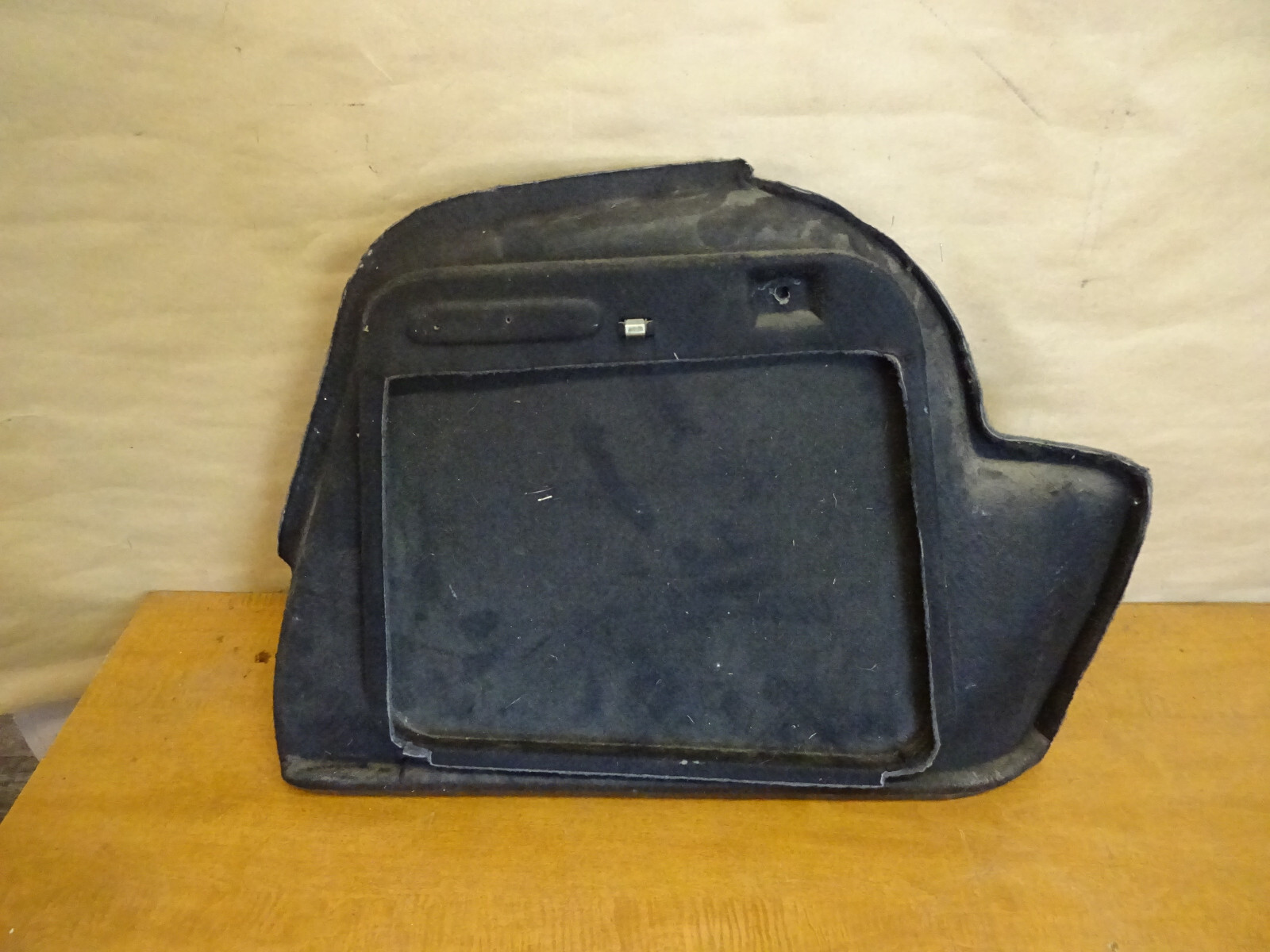 Maserati 4200 Spyder- RH Trunk Cover Carpet P/N  66585200