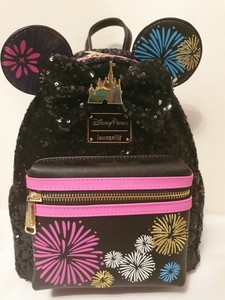 loungefly minnie mouse main attraction