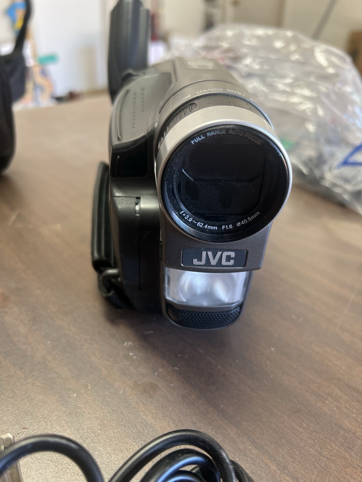 JVC Camcorder VHS No Battery Untested-image