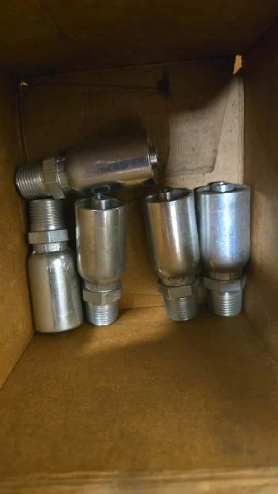 Parker HY Accesorios de Crimpado Nuevo Excedente Lote de 41 Foto 3 de 4