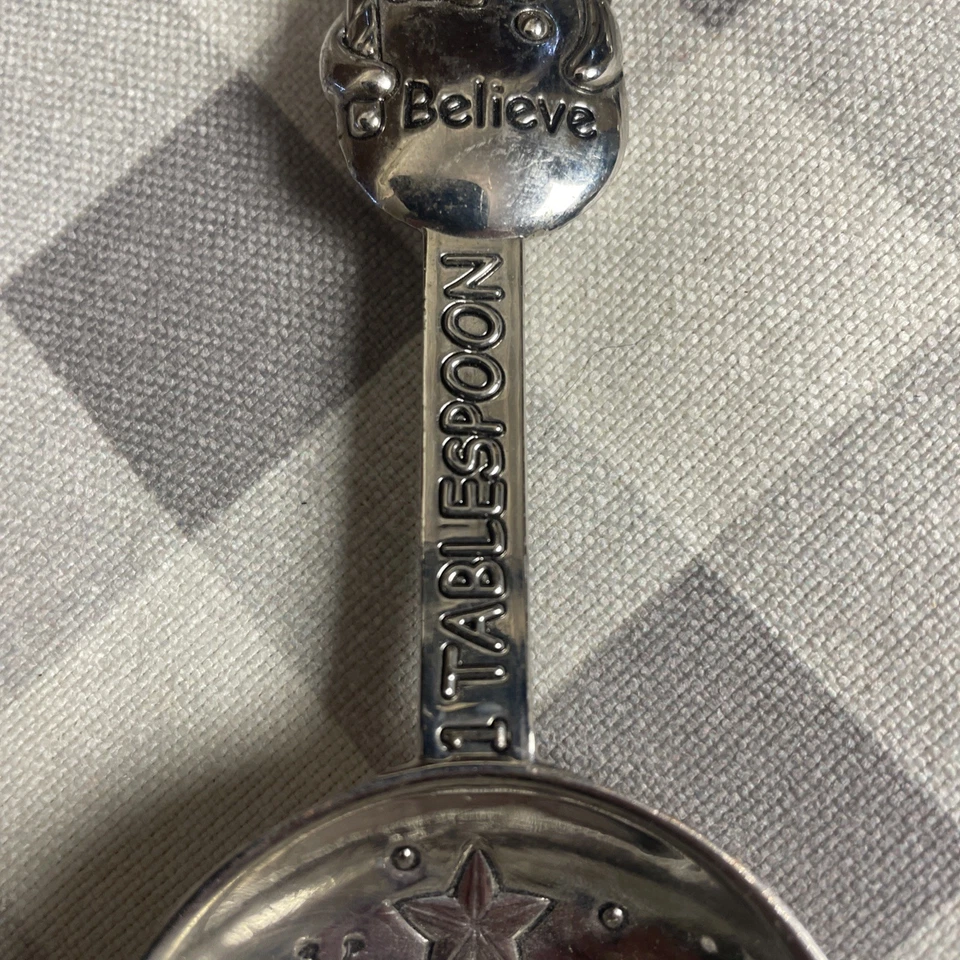 Juego de 4 cucharas medidoras de metal marca Ganz muñecos de nieve temáticos  Foto 4 de 4