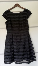 S.Oliver Premium Cocktailkleid Gr. 40 dunkelb...
