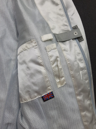 Belstaff silver Label Rider Light reflective Motorcycle Windbreaker Size 48/S - Picture 13 of 18