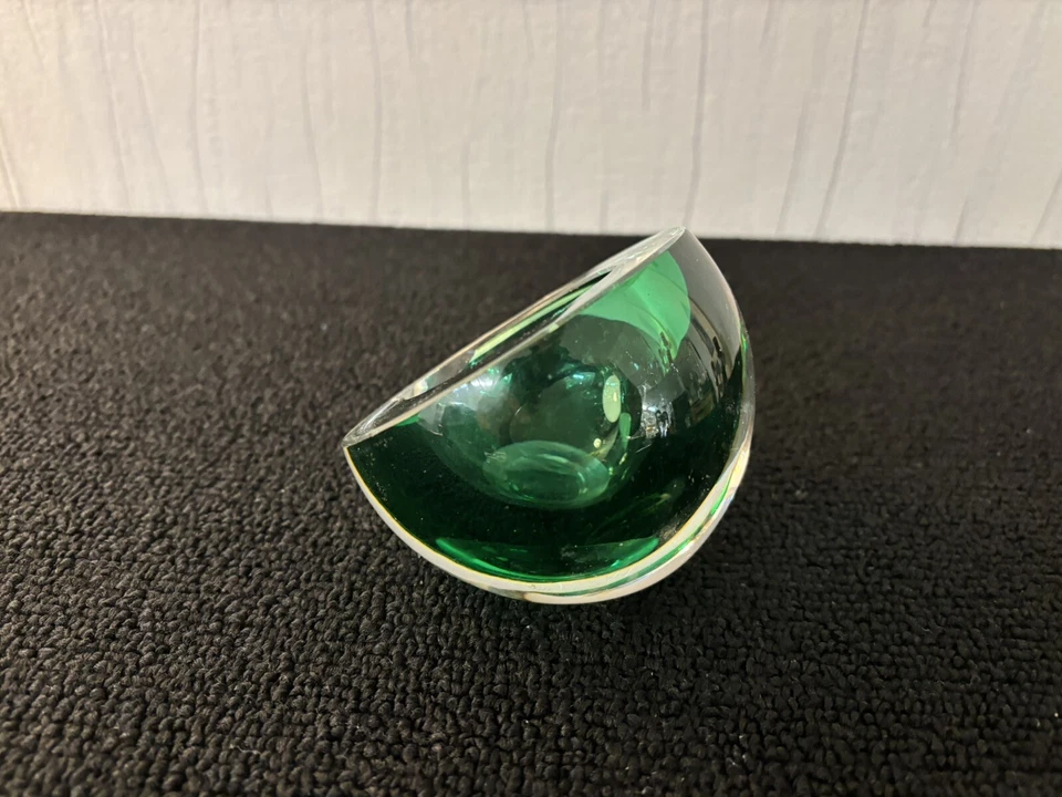 Cenere D'Argento Mezzo Sfera Overlay Verde In Cristallo Di Saint Louis Modello1 - Immagine 4 di 4