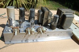 Vintage Motorola turntable phonograph  Chassis 6v6- 5y3GT Fender Champ Like