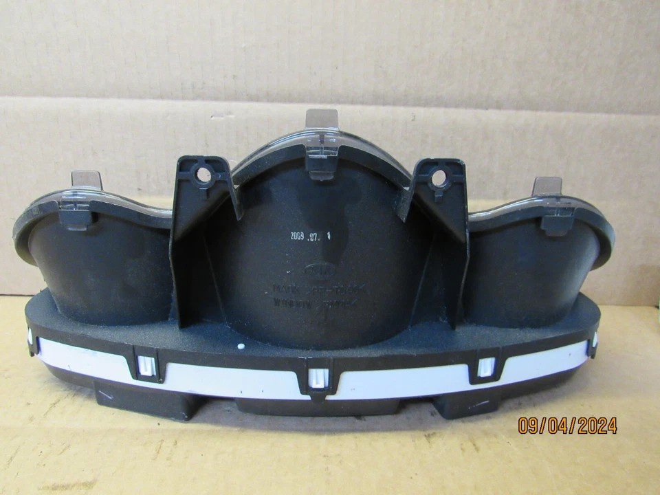 2010 Kia Optima Instrument Head Speedometer Gauge Cluster OEM 110,714 Miles - Image 3 of 4