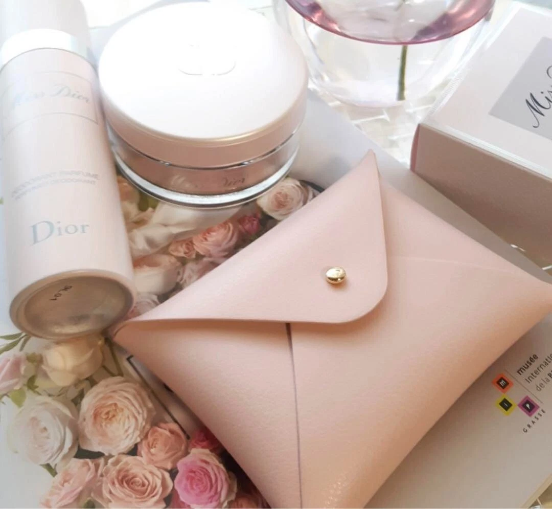 Porte carte mini pochette Christian Dior bébé rose pas à vendre limité